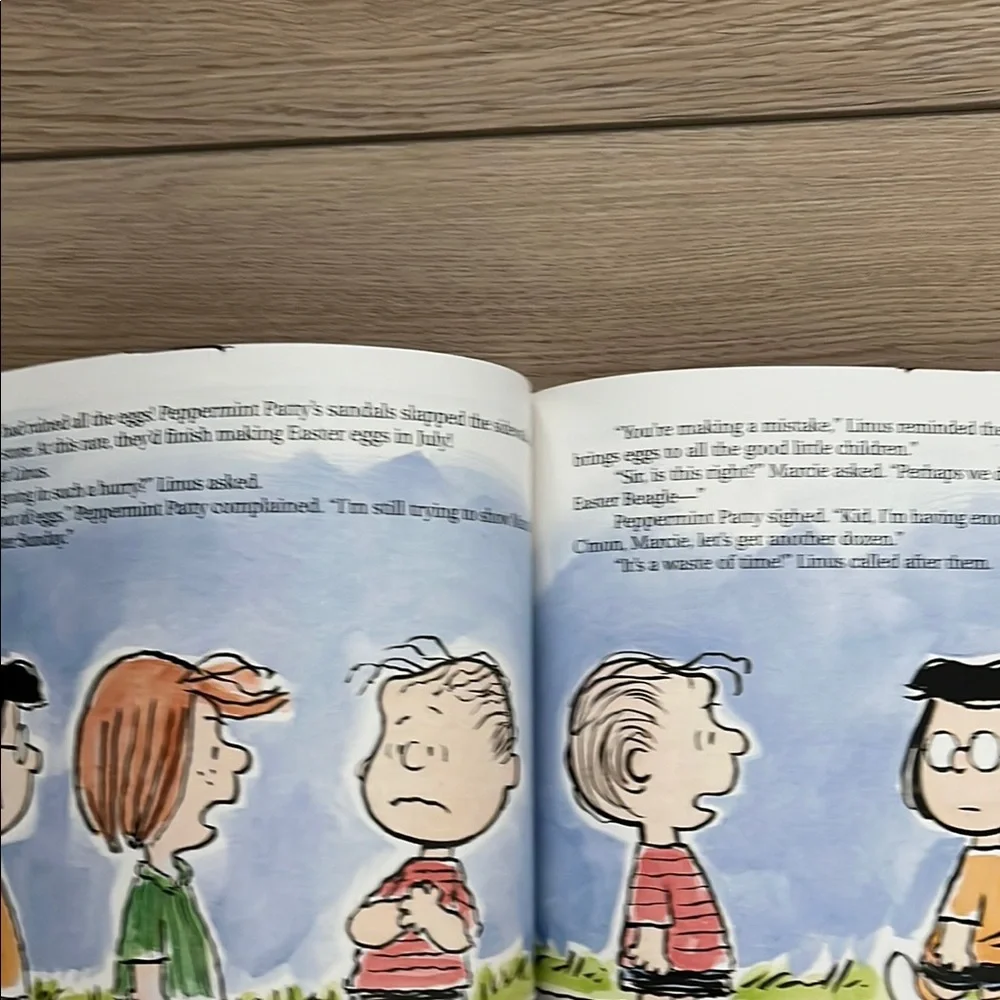 🛍️ 3 for $20 🛍️ - Peanuts Easter Beagle Storybook with Colorful Cover - Picture 4 of 4